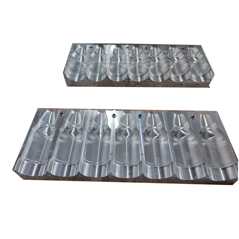 7 cavity bottle mould(图1)